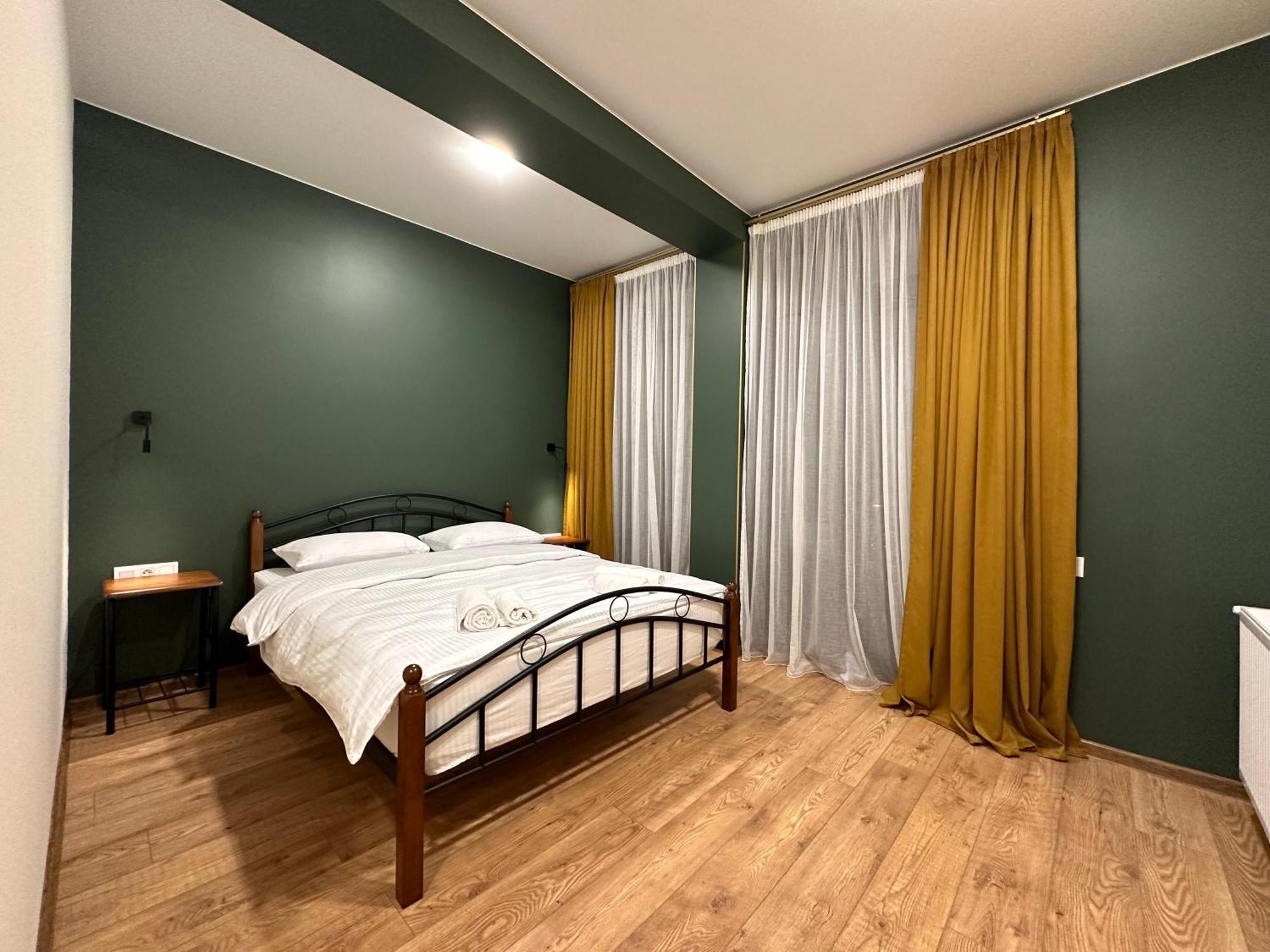 Hotel Mountime Kazbegi Екстериор снимка