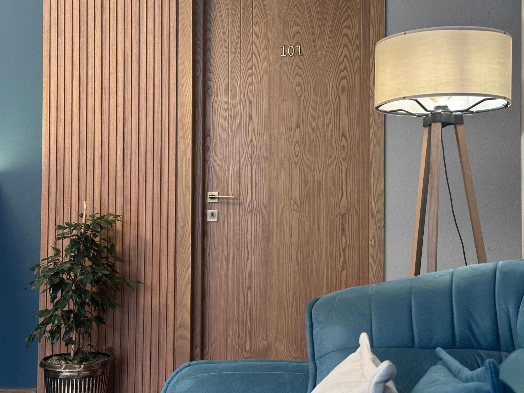 Hotel Mountime Kazbegi Екстериор снимка